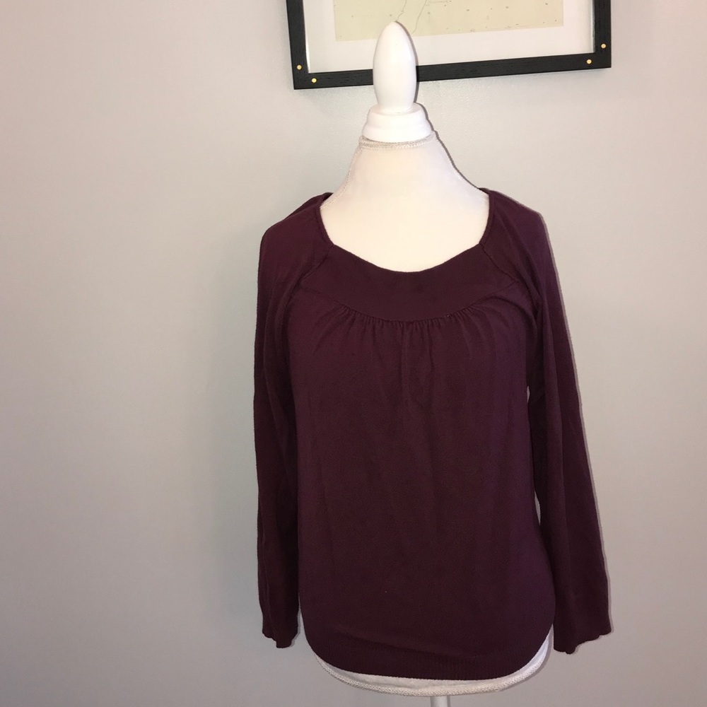 Nicole Miller maroon sweater Large Top